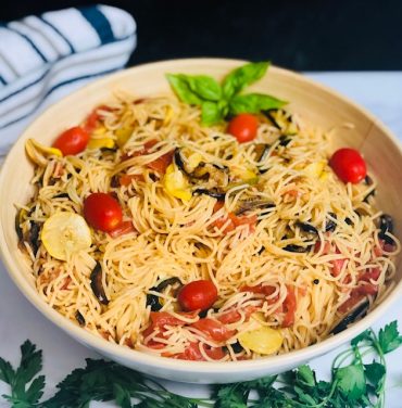 garden-veggie-pasta-recipe-heather-lucilles-kitchen-food-blog