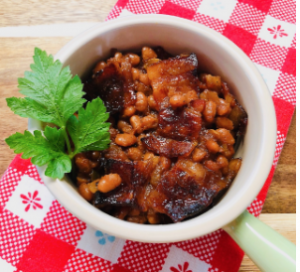spicy-baked-beans-with-bacon-heather-lucilles-kitchen-food-blog