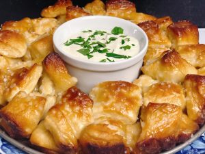 pretzel-monkey-bread-recipe-heather-lucilles-kitchen-food-blog